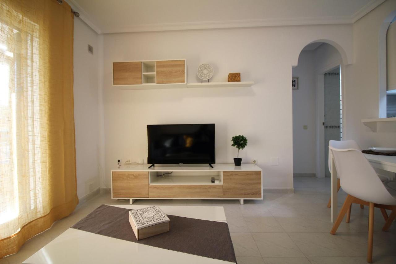 Apartamento Con Piscina En Urbanizacion Parquemar, La Mata, Torrevieja Aq-153 Ла Мата Екстериор снимка